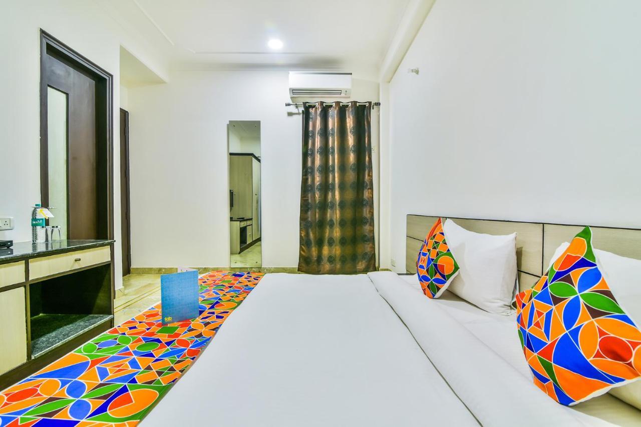 Fabhotel Rallkmas Cyber City Гургаон Экстерьер фото
