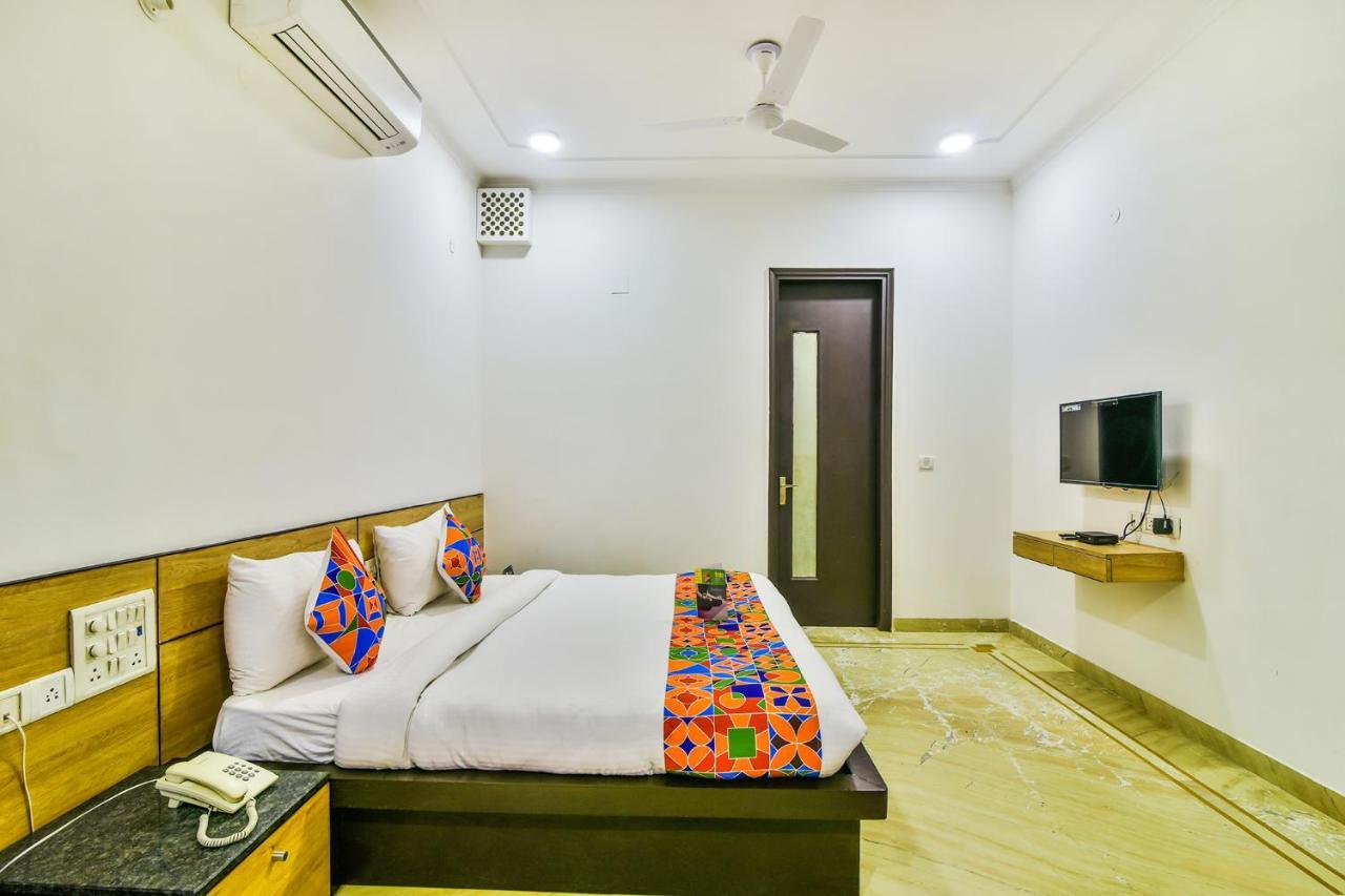 Fabhotel Rallkmas Cyber City Гургаон Экстерьер фото