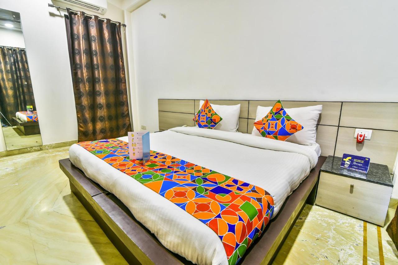 Fabhotel Rallkmas Cyber City Гургаон Экстерьер фото